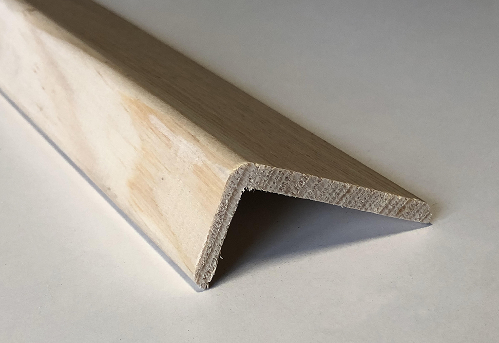 Kątownik sosnowy bezsęczny 25x25x5mm