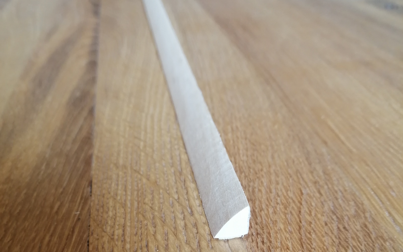 Ćwierćwałek lipowy wypukły 15x15mm